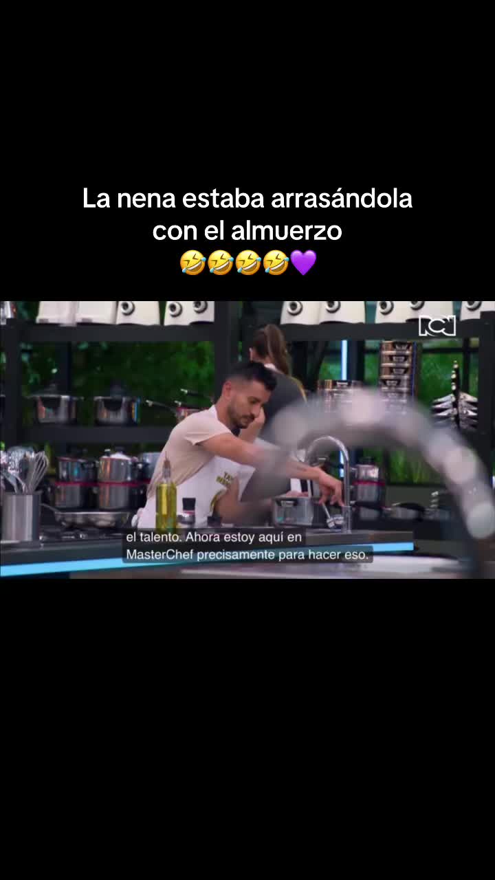 @Alooo con niña💜