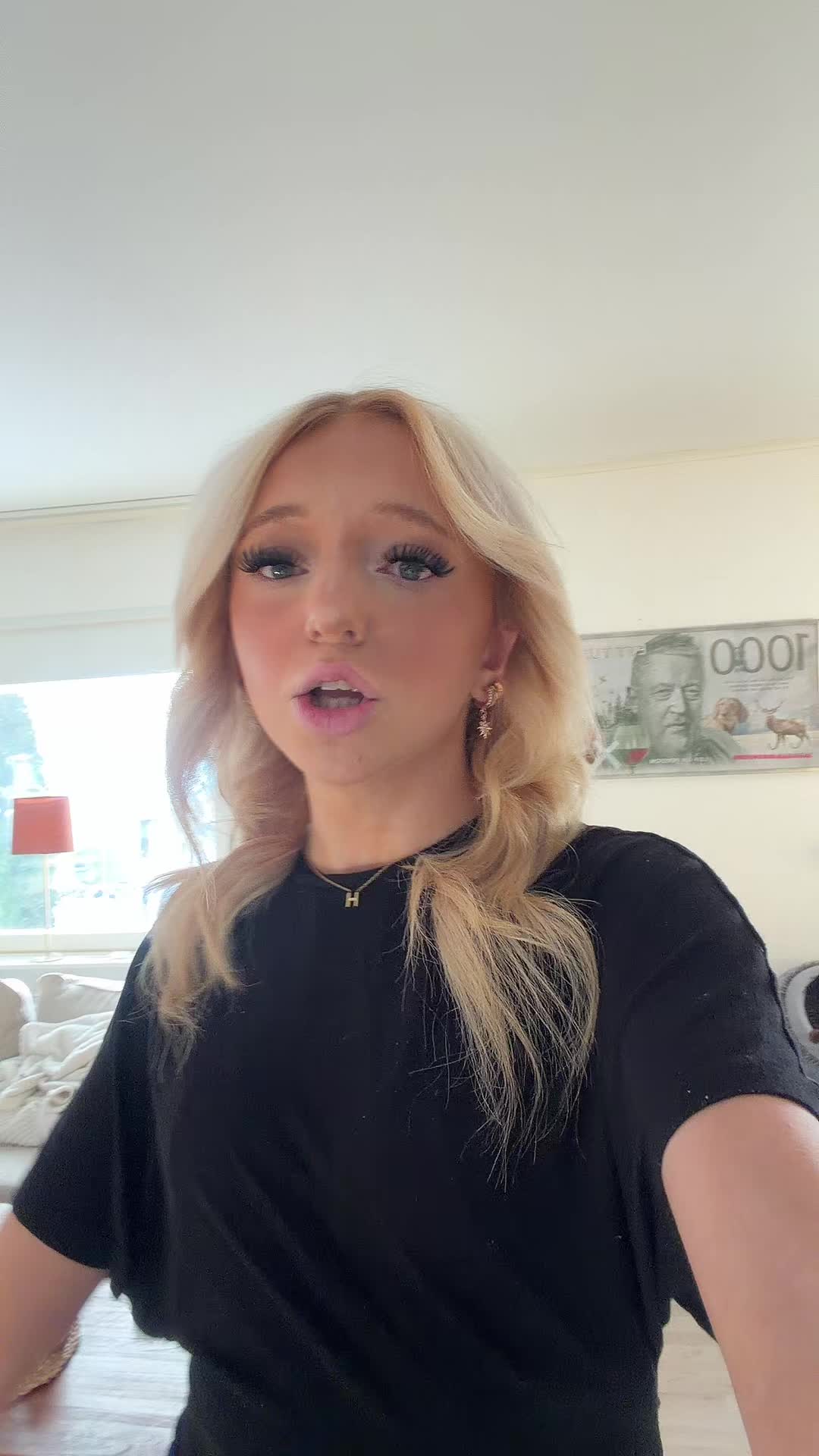 @MELINDAAAHHH