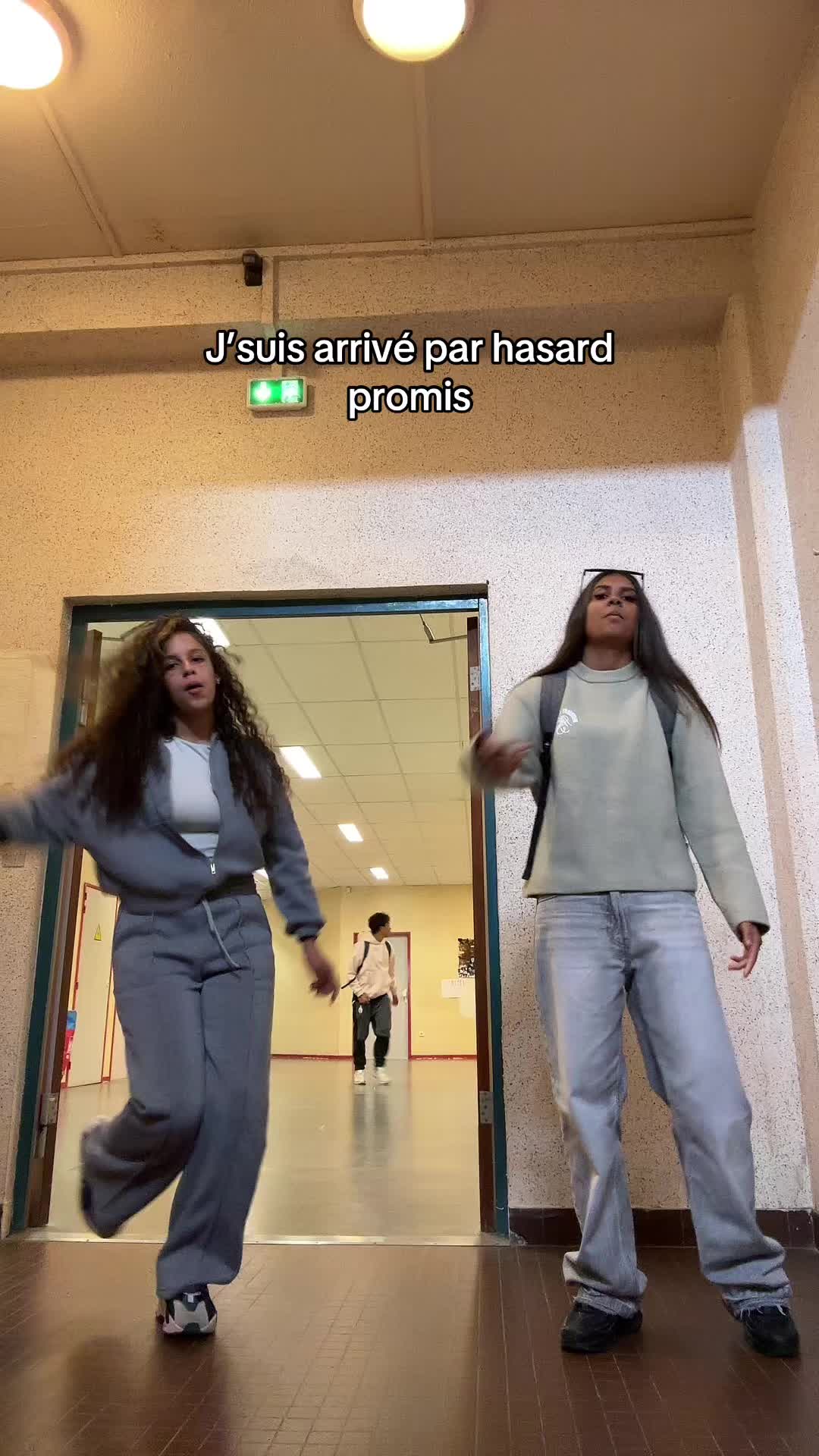 @zele&iuml;🇲🇬🇷🇪