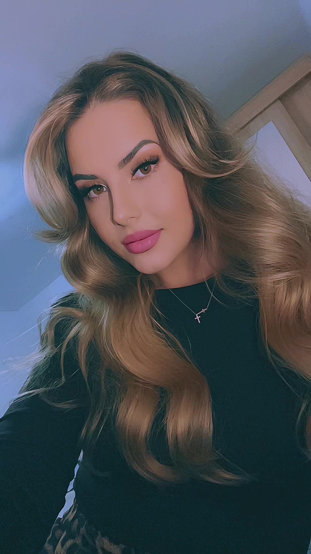 @Georgiana💫