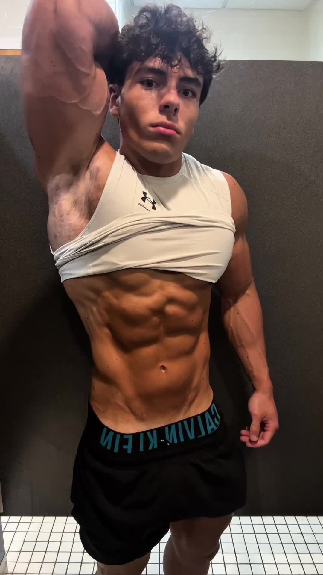 @nikolai