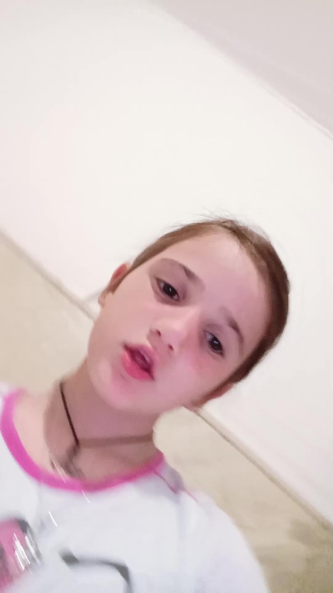 @gennyanna