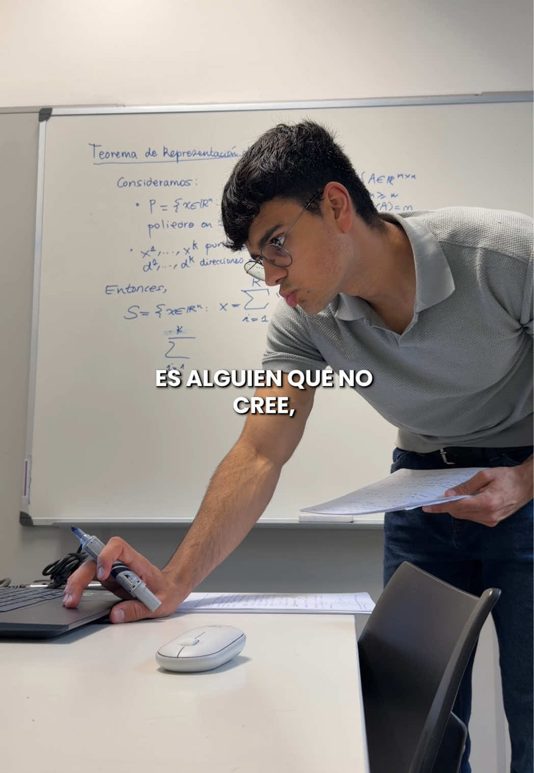 @Cristian González