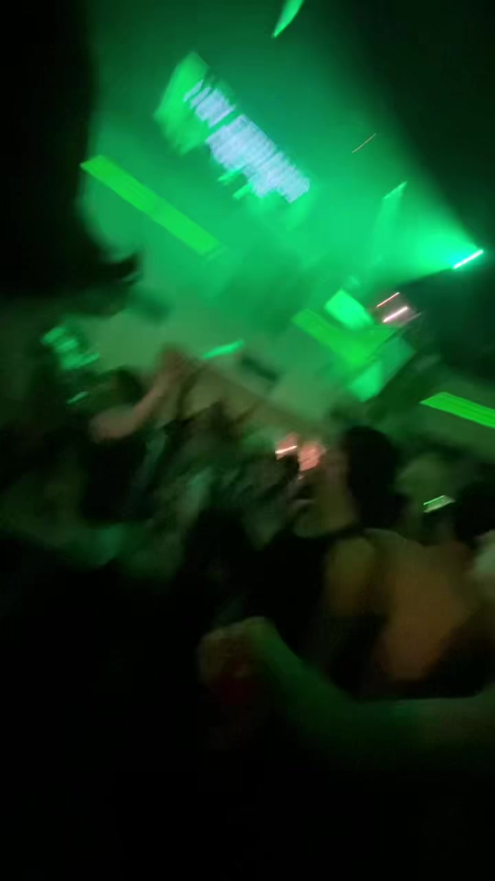 @abru