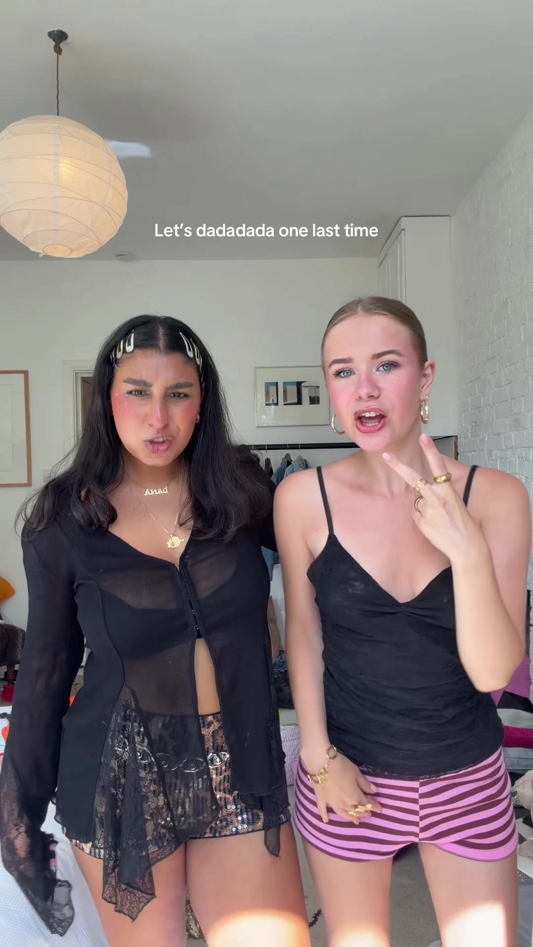 @DANA🧚🏼&zwj;♀️