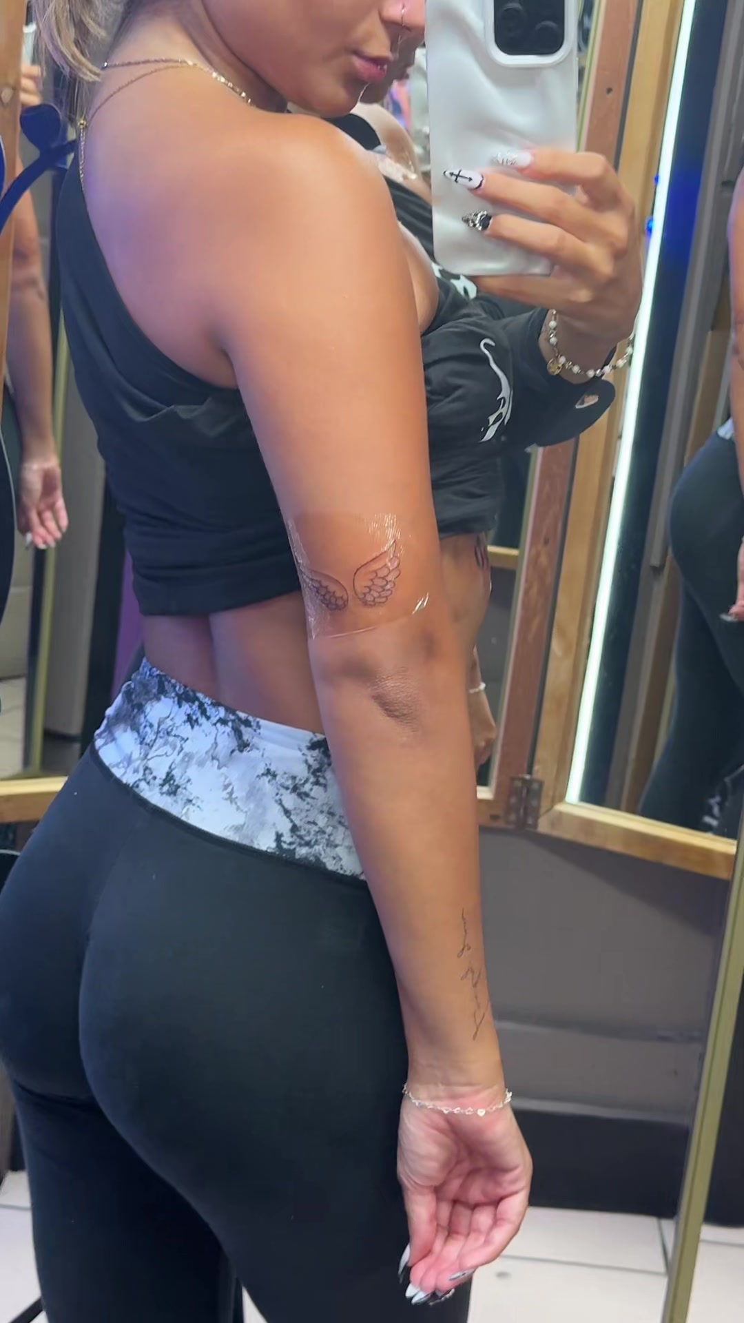 @mari