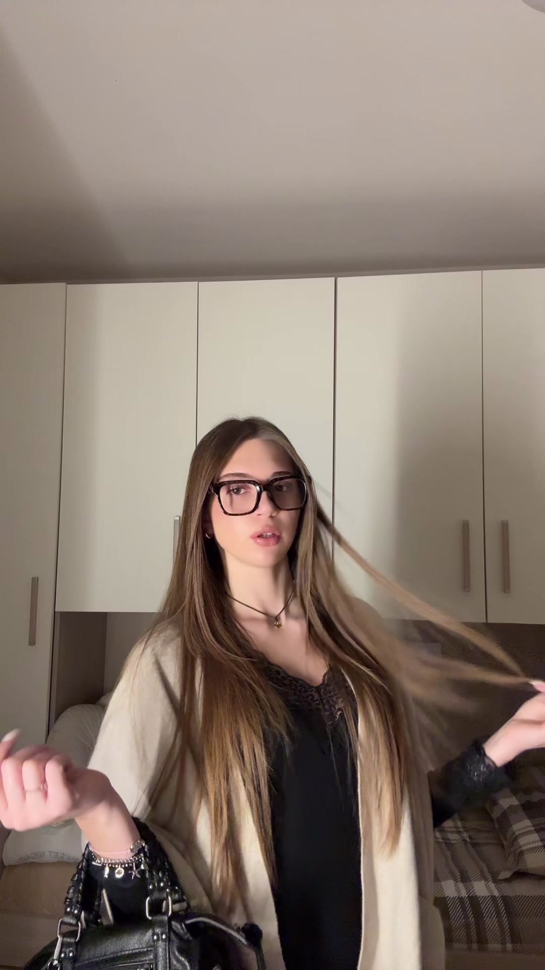 @elenina