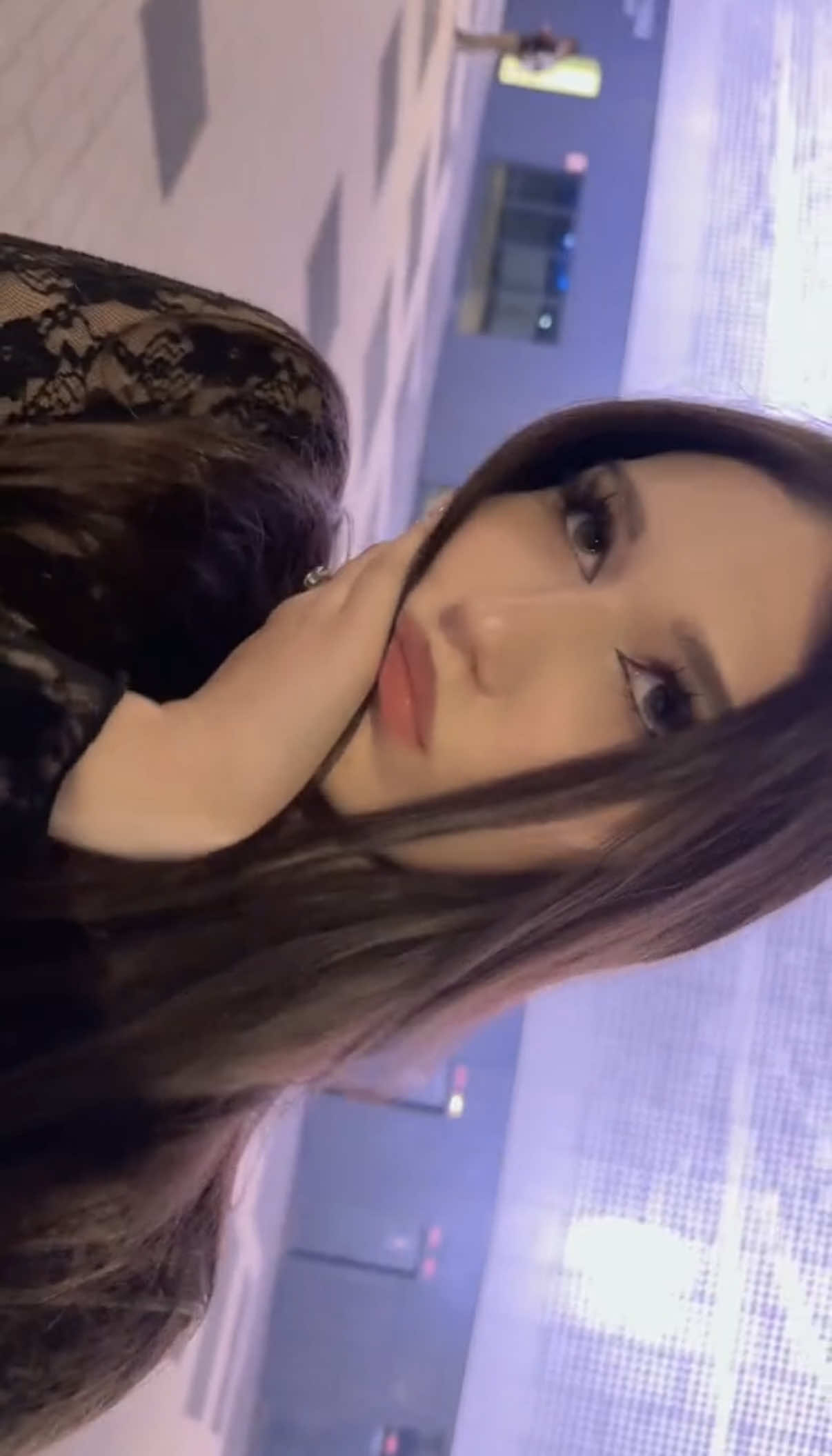 @j.frvryoung9