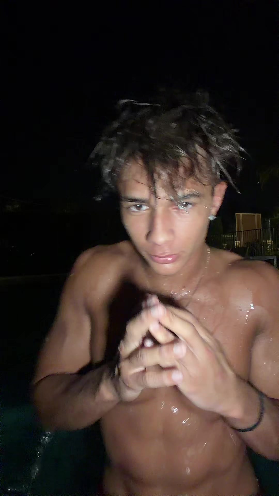 @MaxTheFit