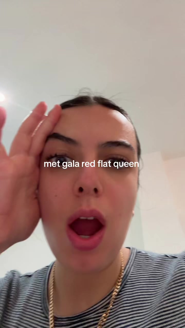 @catriona larouche🕺