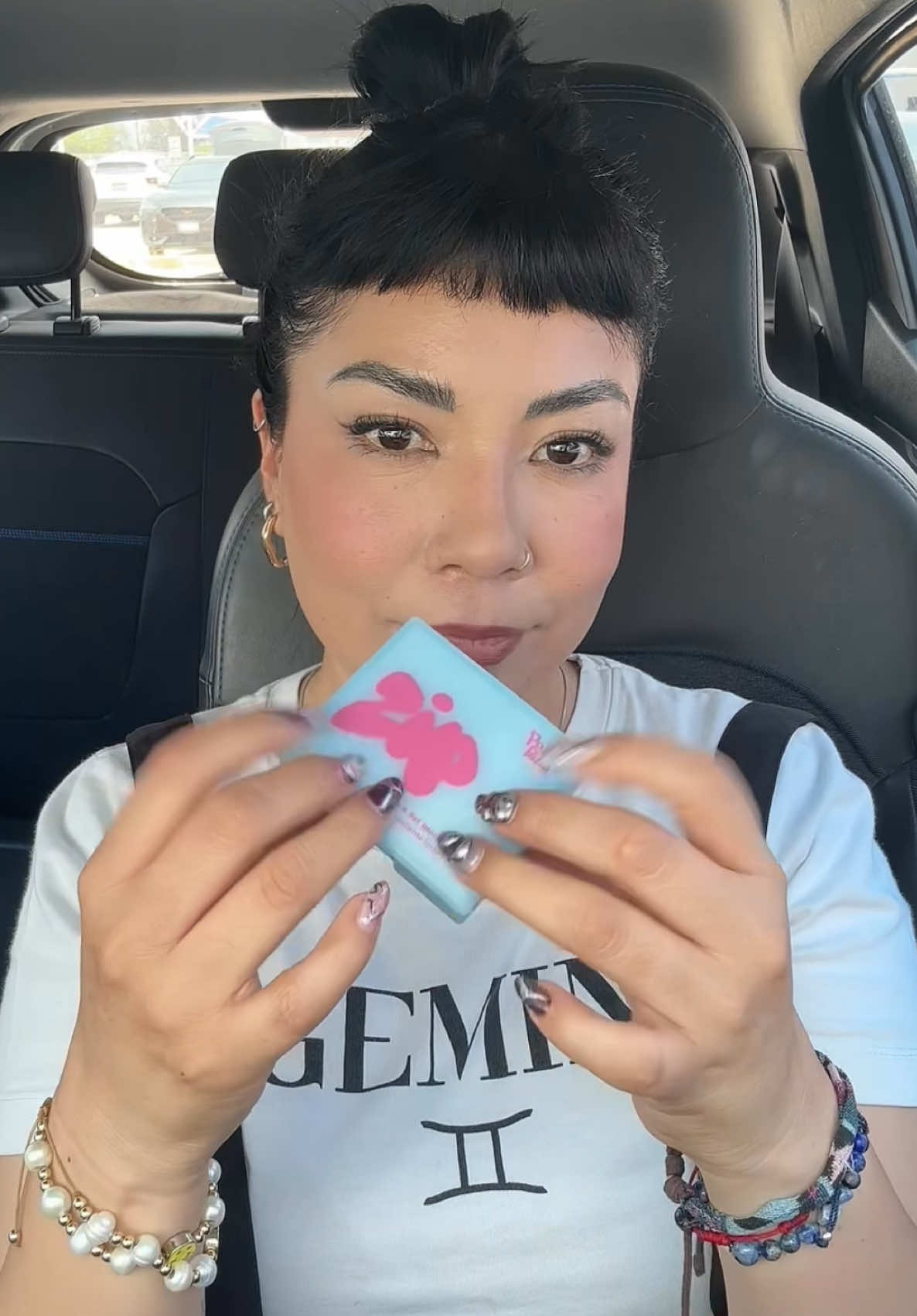 @Hola S🧿y Karina