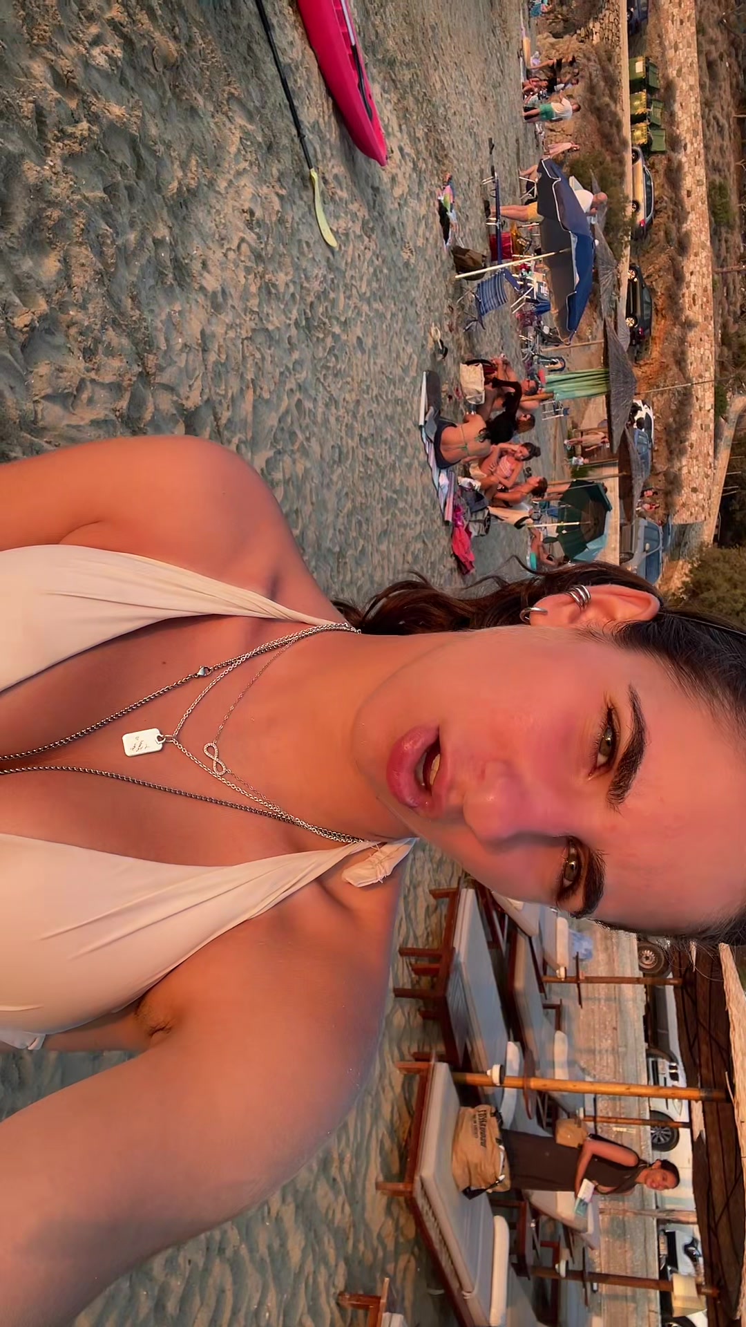 @Alikakiiii