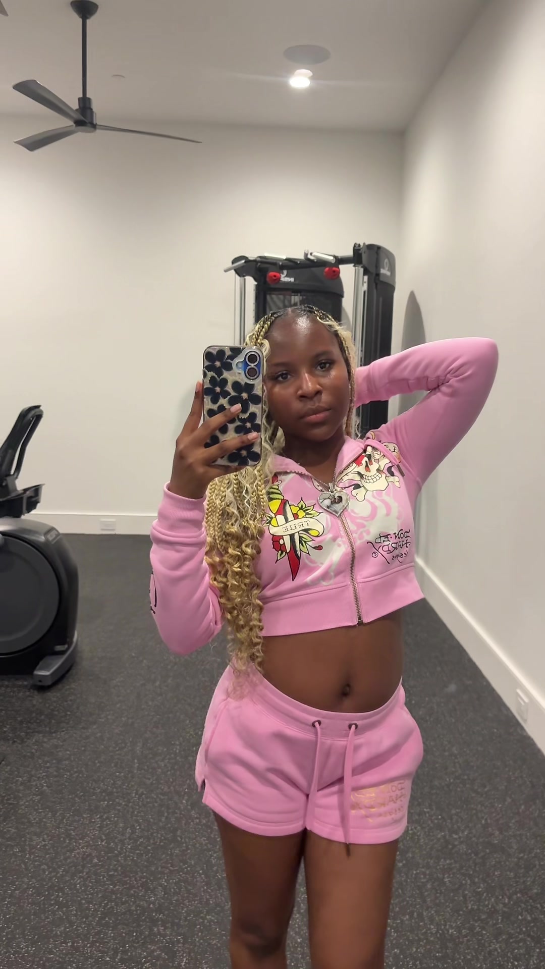 @itsqueenamaya