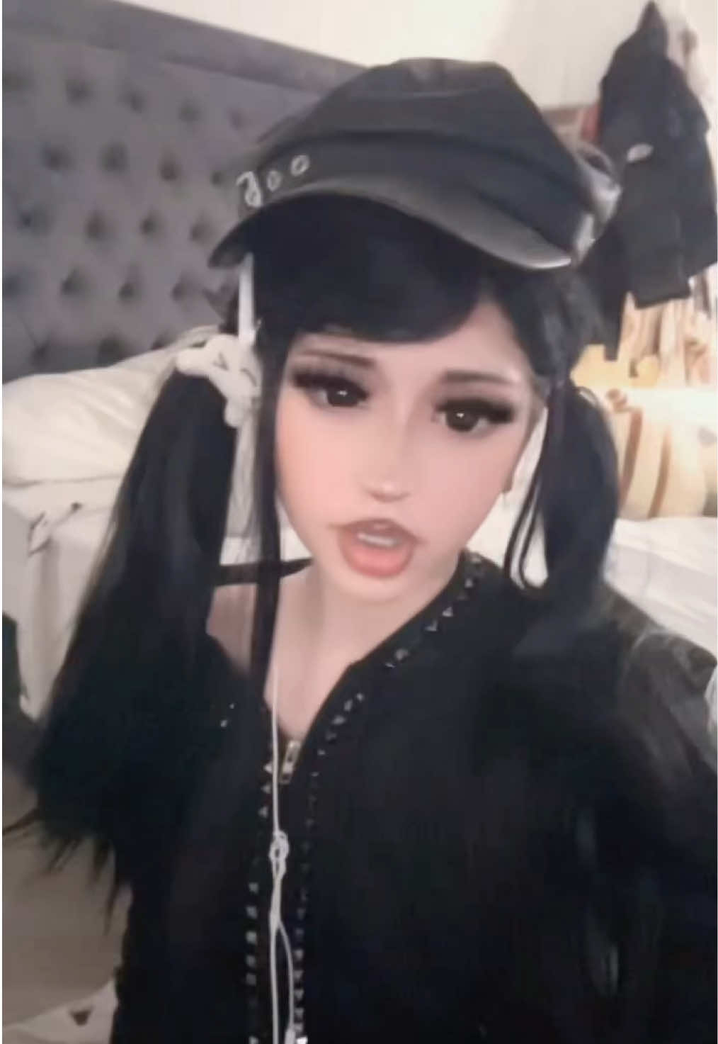 @derpybunnibleh