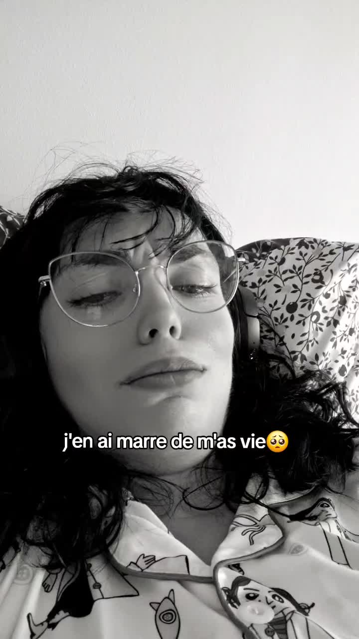 @julie borderline