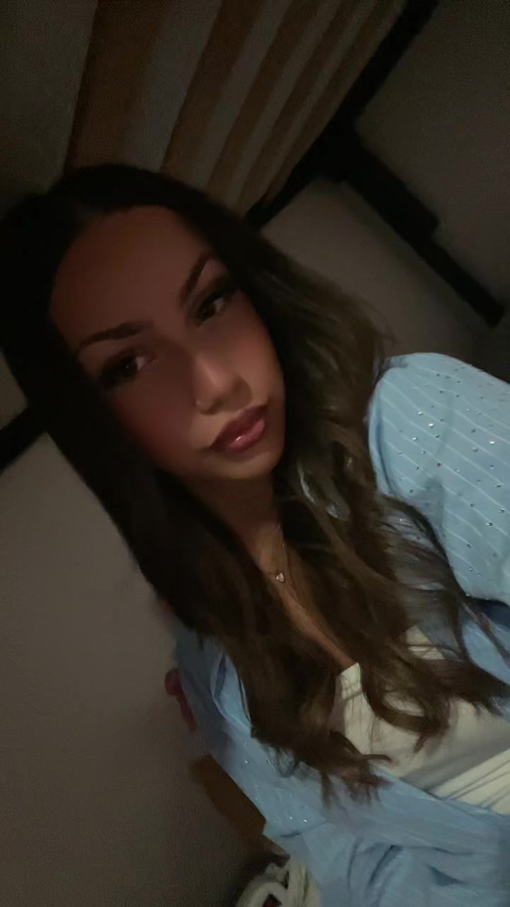 @🦋