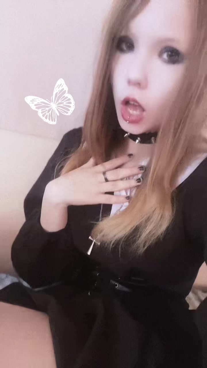 @&times; ШАРЛОТТА РАЙЗЕР &times;