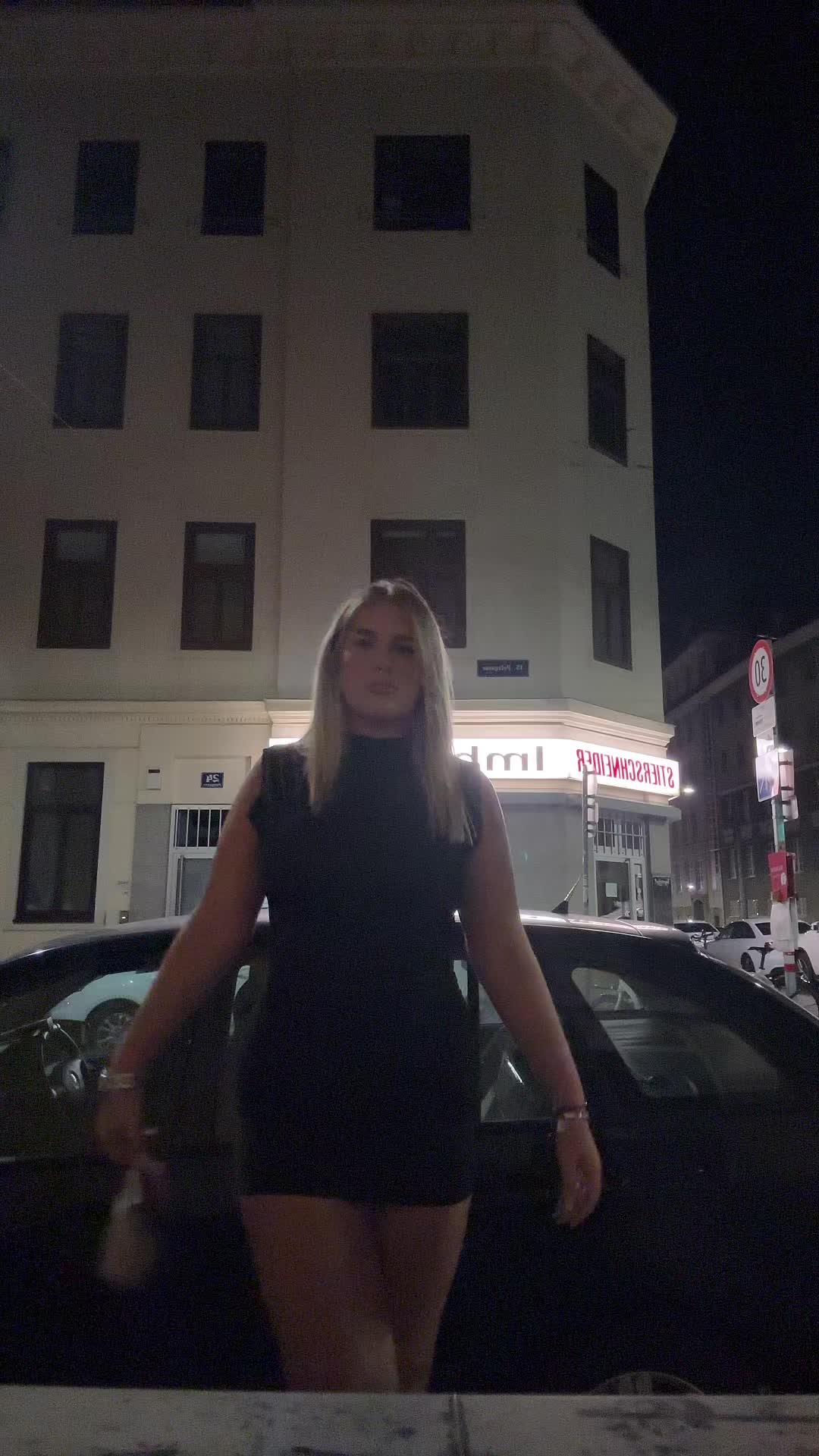 @…