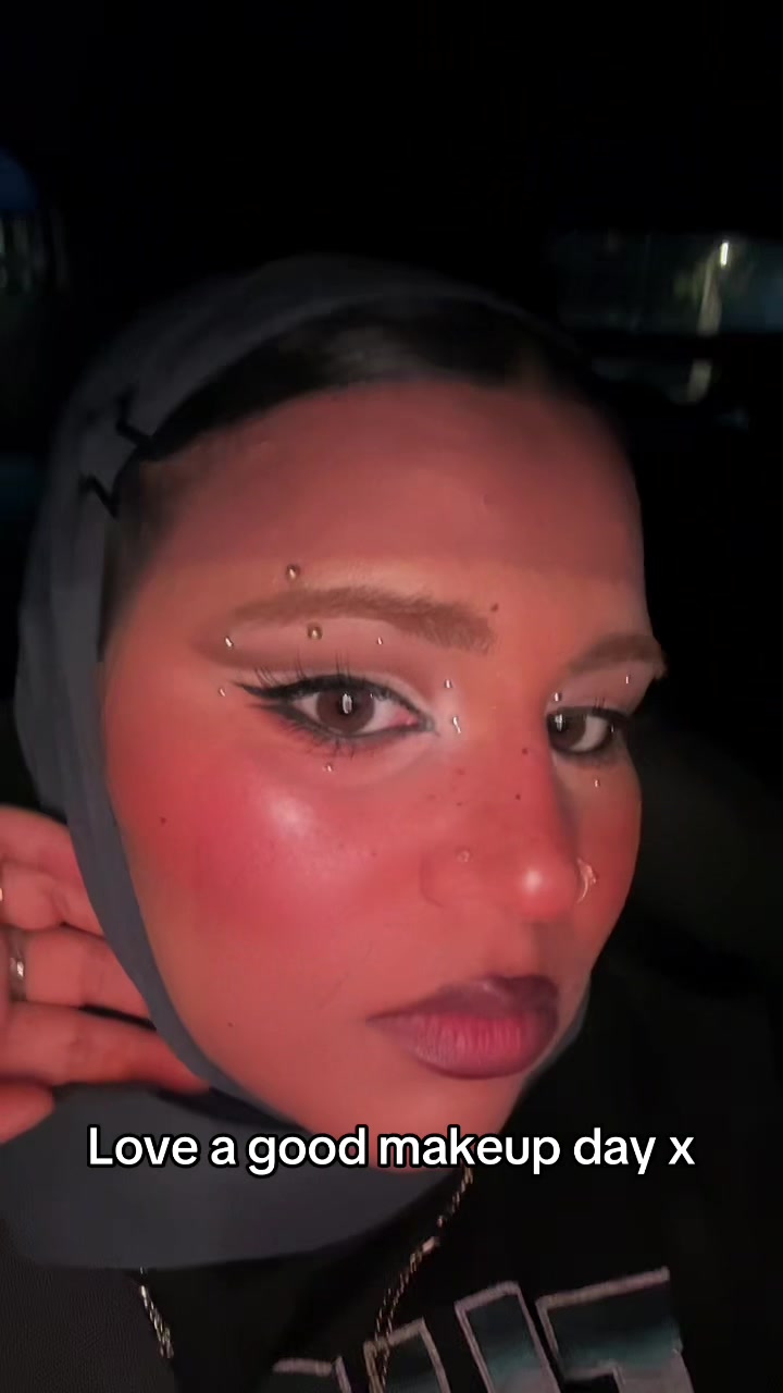 @aminahxarts🇵🇸🇵🇰