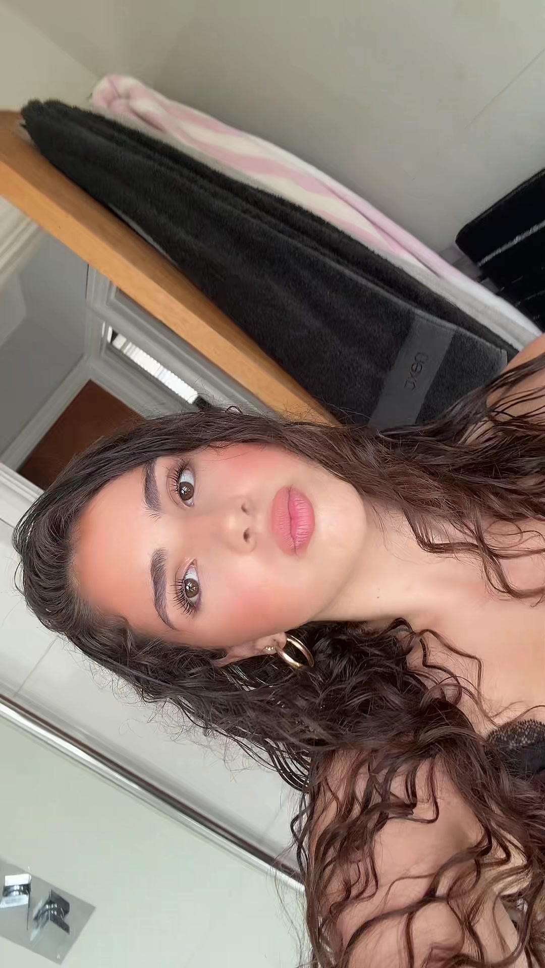 @𝒻𝒾𝓁𝒾𝓏.