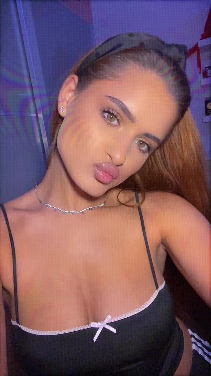 @𝒸𝓇𝒾𝓈𝓈 🪽