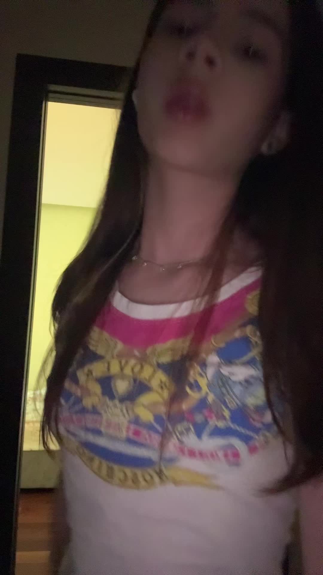 @Yaniixx_00