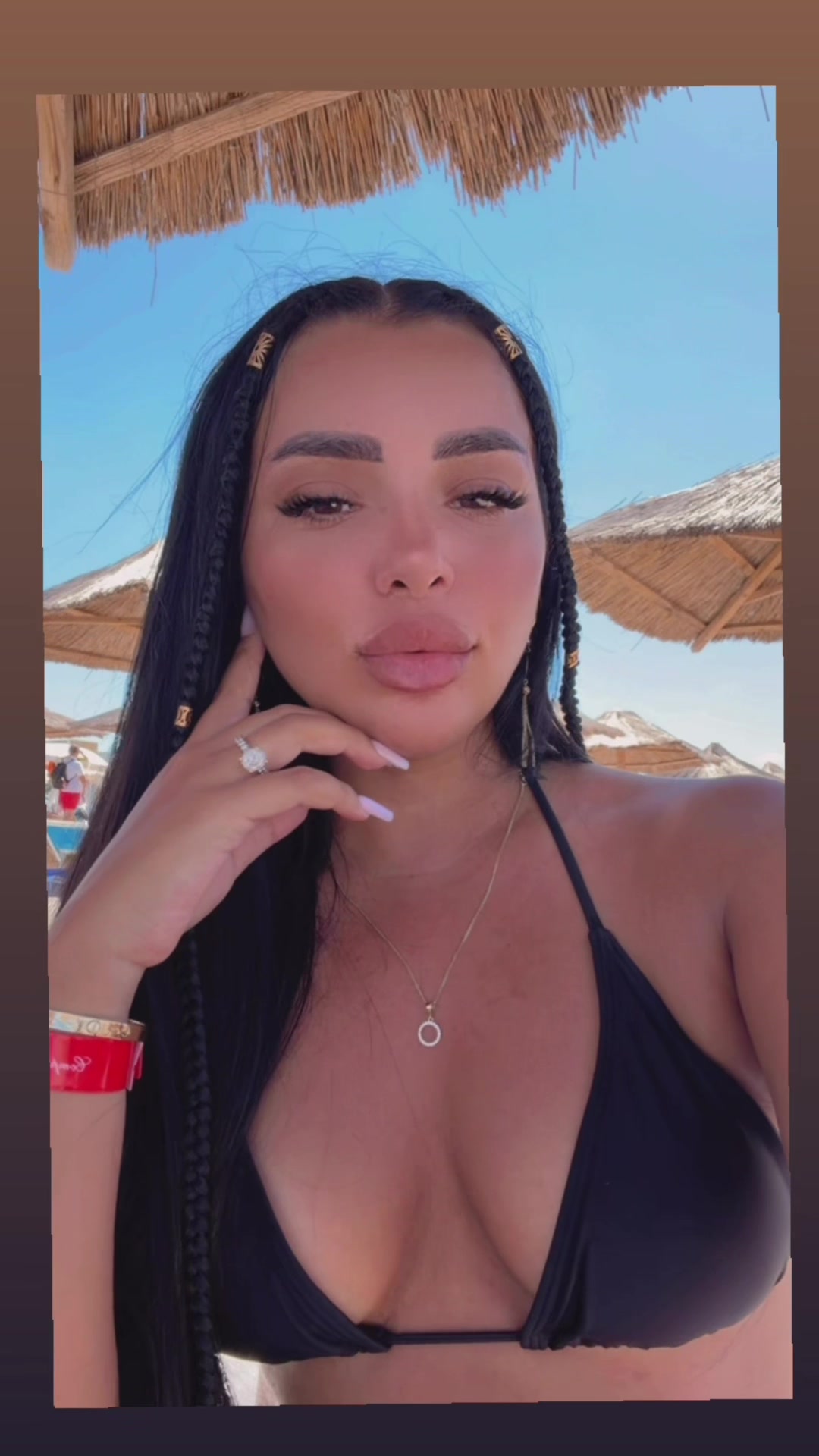@Gavrilă Alina 🍫