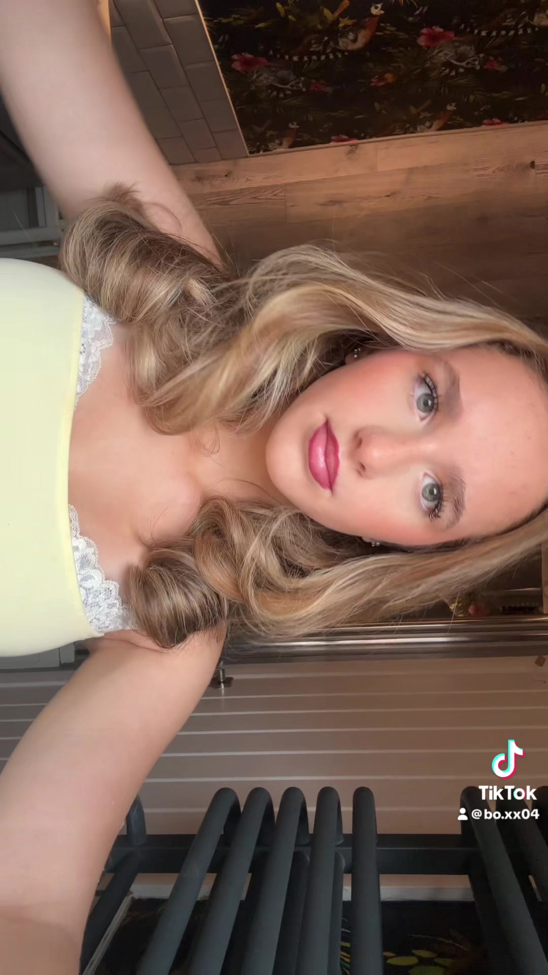 @bo.xx02