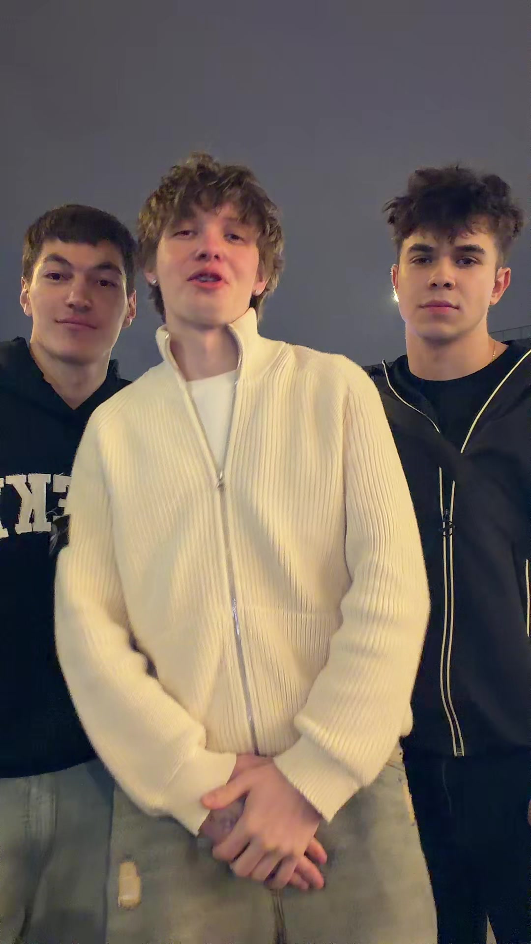 @Даня Лэйзи