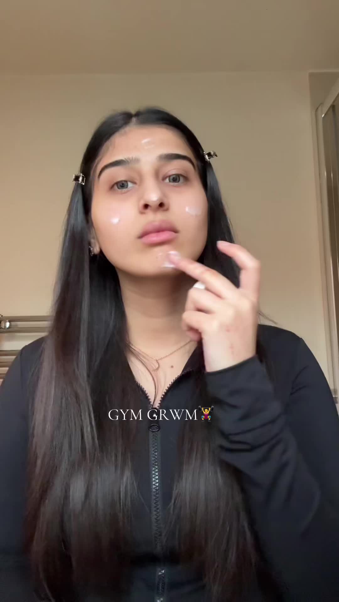 @looksbyrj