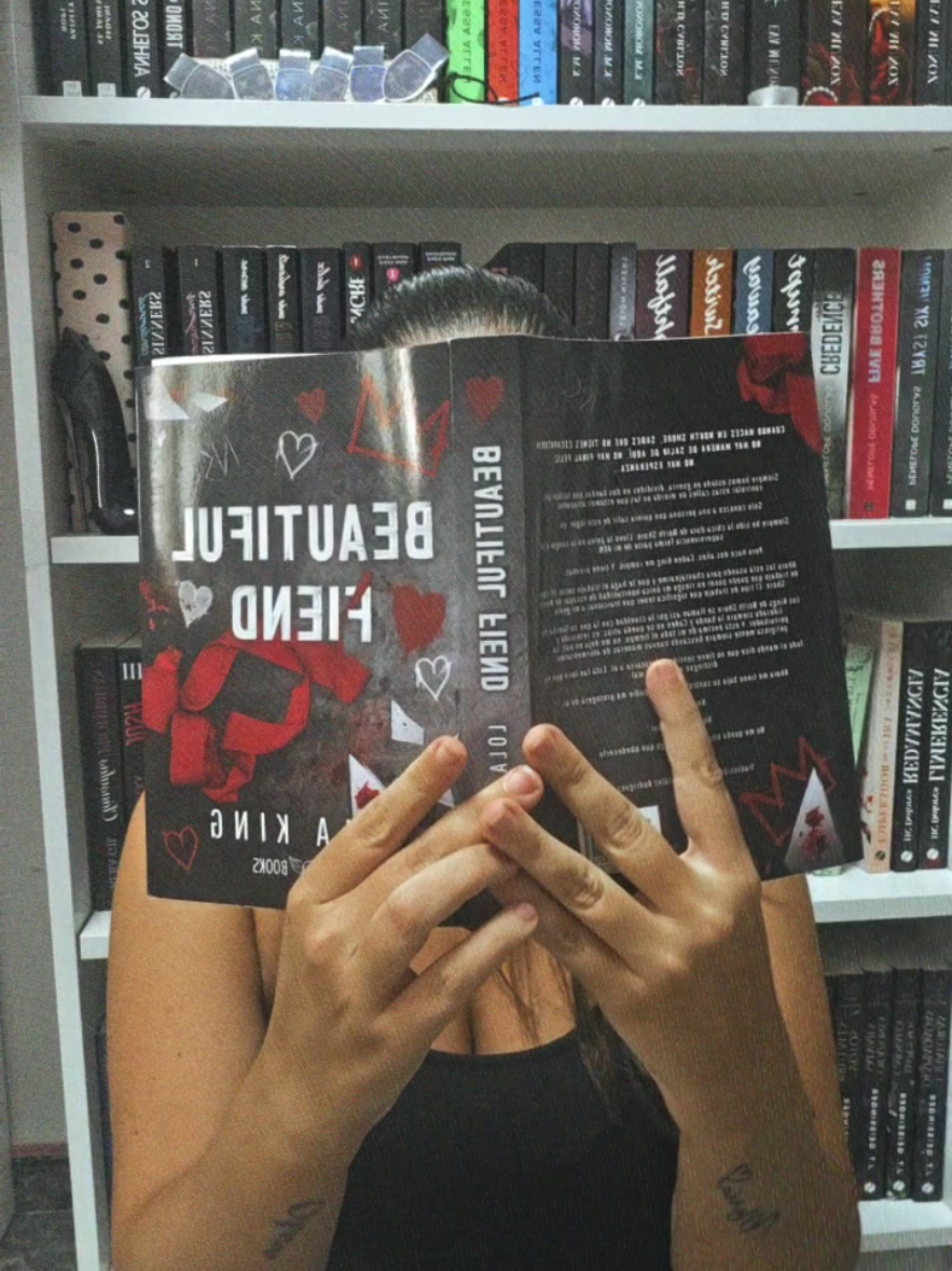 @dark.books📚