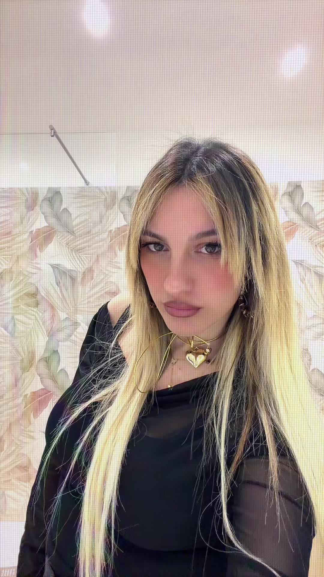@ilaria_gallo_