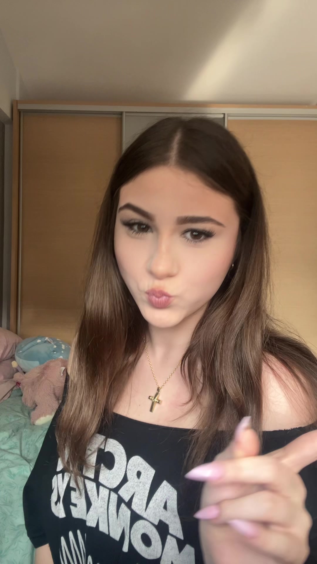 @𝓽𝓸𝓷𝓲𝓪