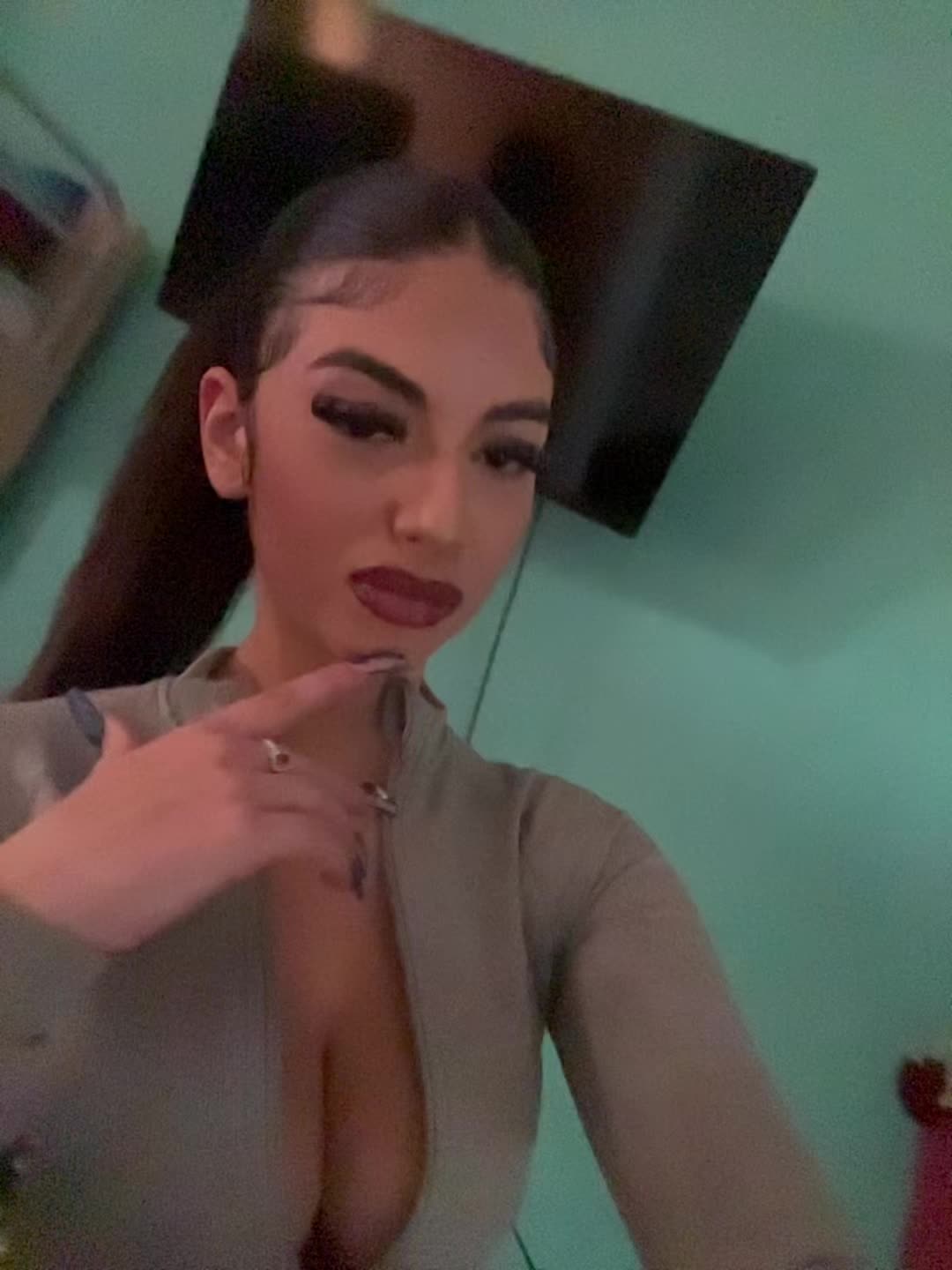 @_.nansy.yy._