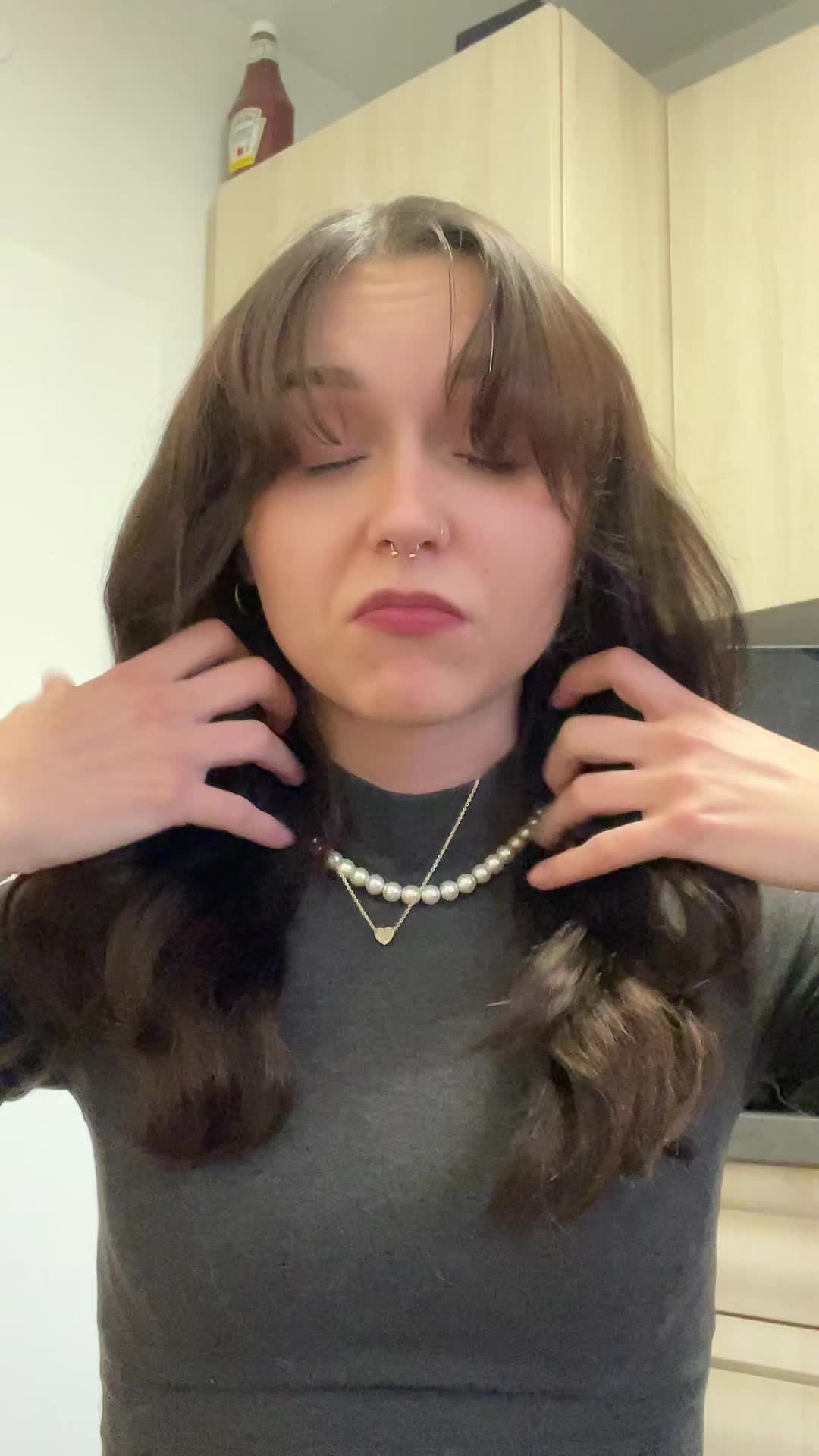 @Amina👯♀️