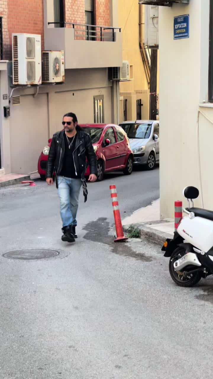 @Skaros