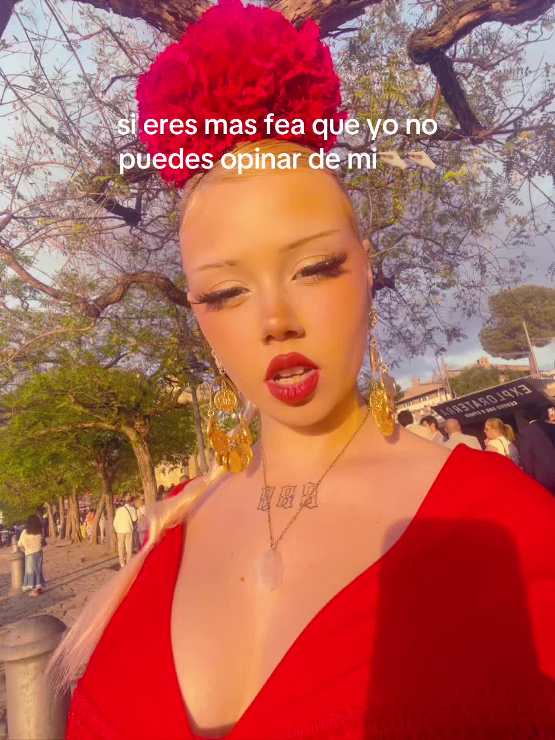 @888