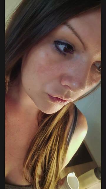 @einfachmely