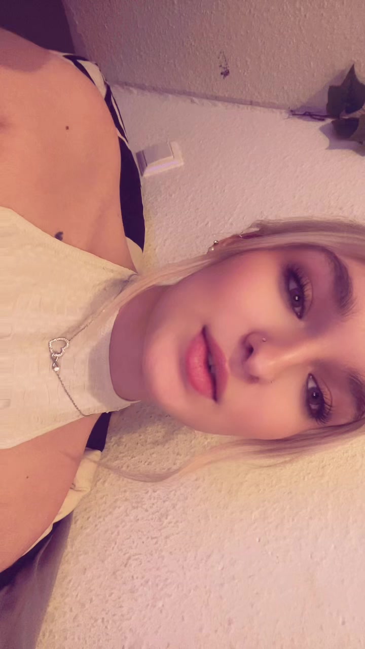 @𝐽𝑢𝑠𝑡 𝑎 𝑟𝑎𝑛𝑑𝑜𝑚 🇳🇱