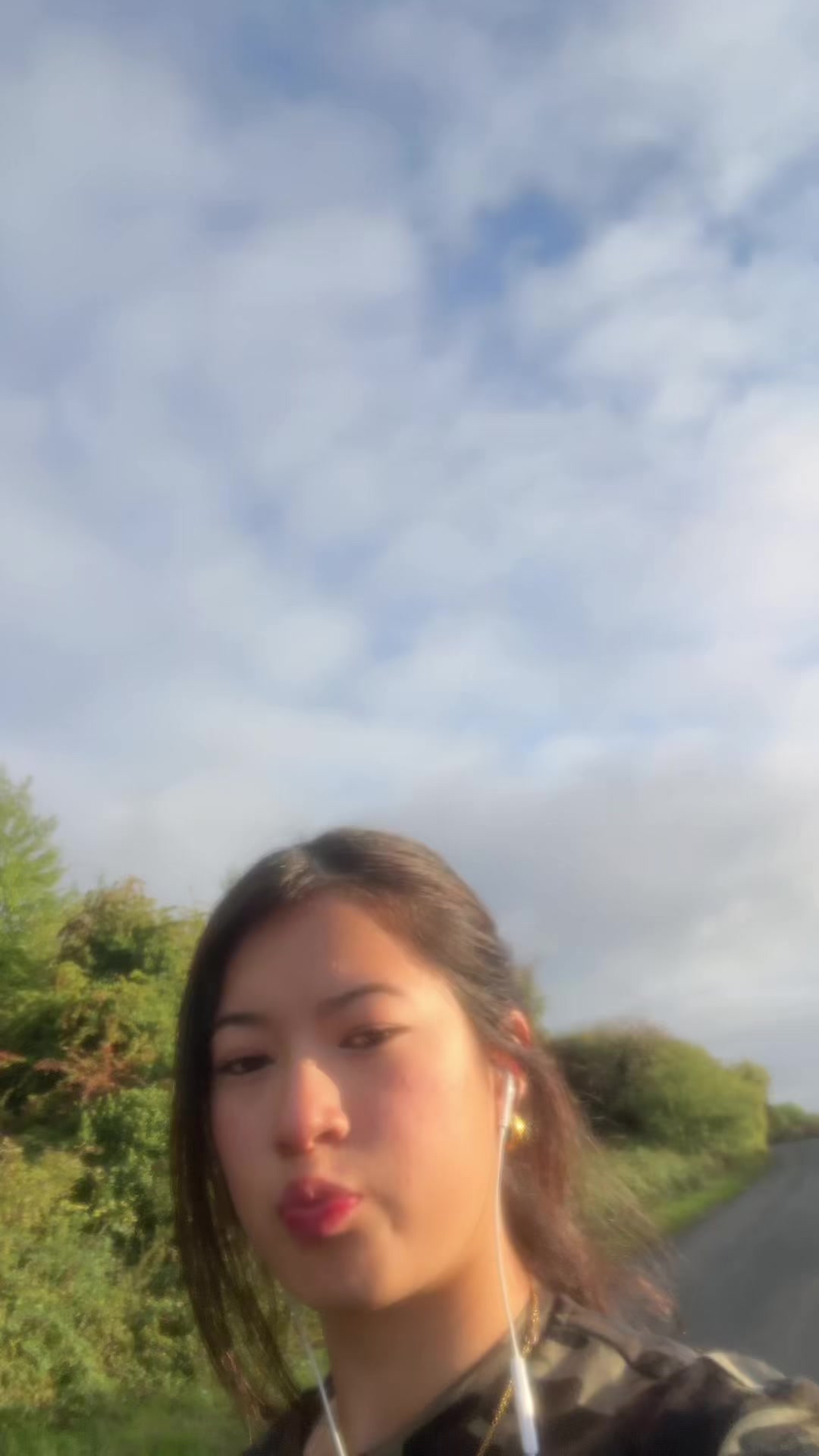 @rzyy715