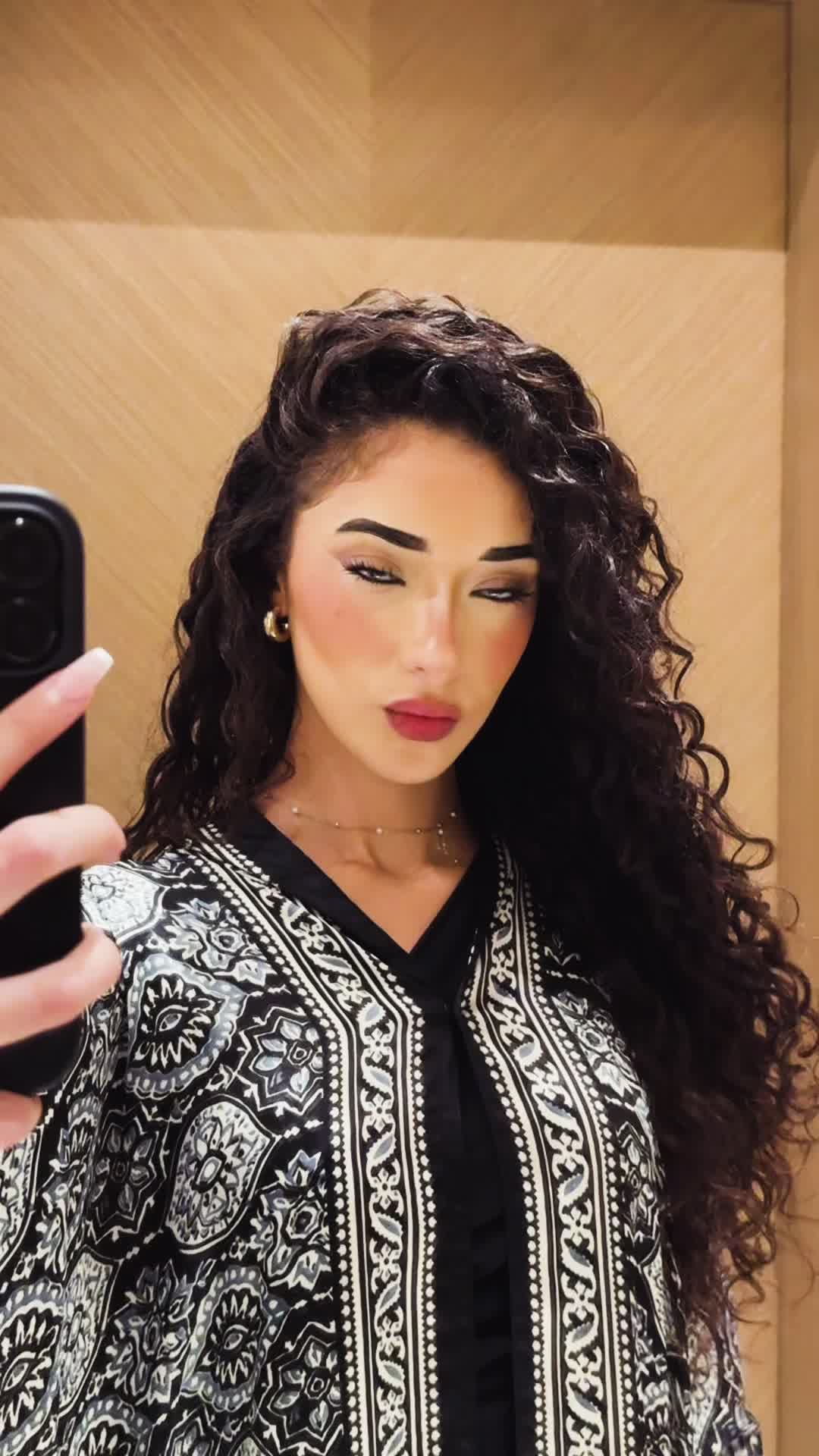 @ikram