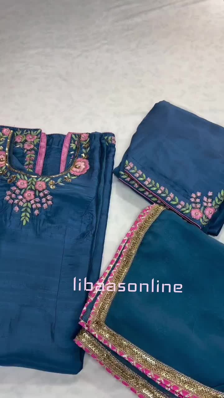 @ਲਿਬਾਸ by ਕੌਰ