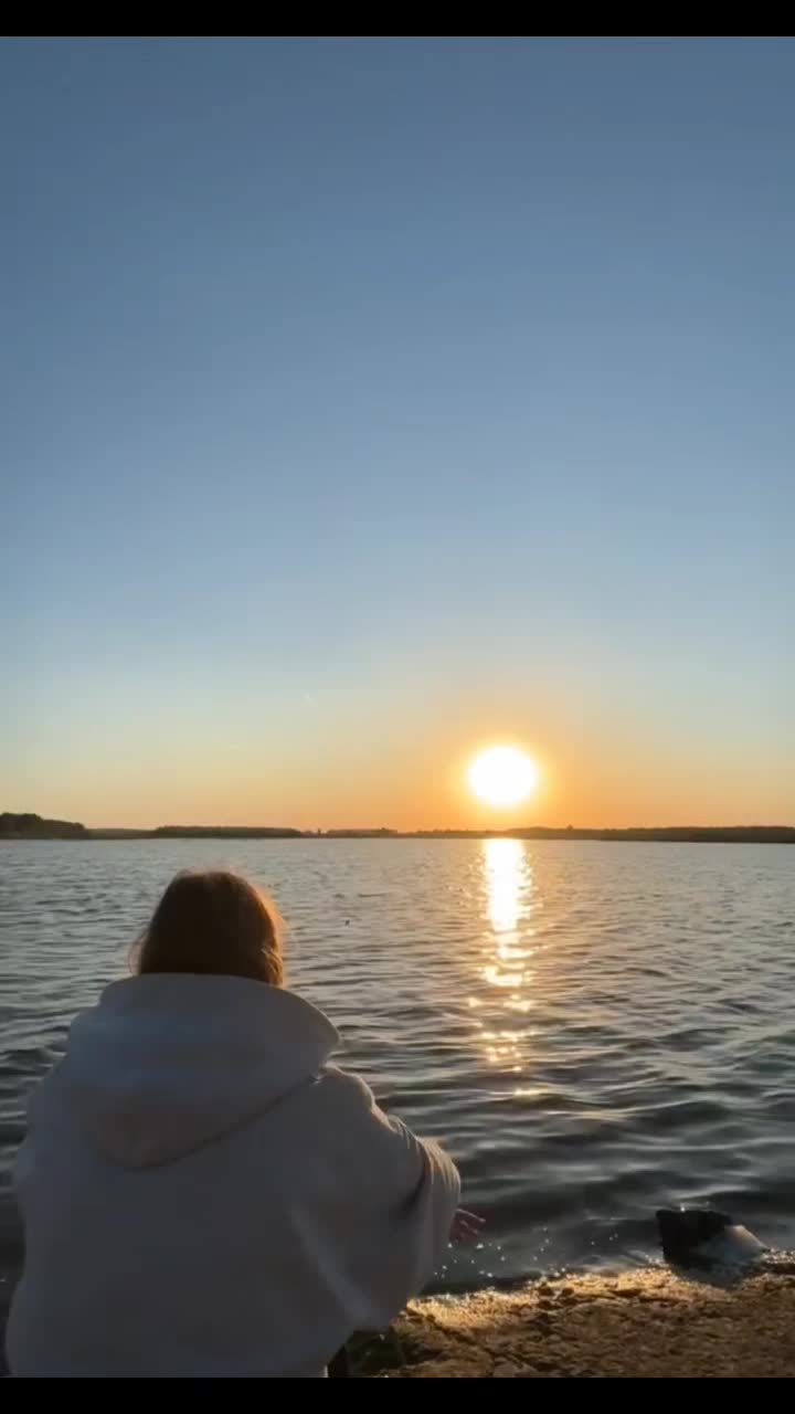 @🌗