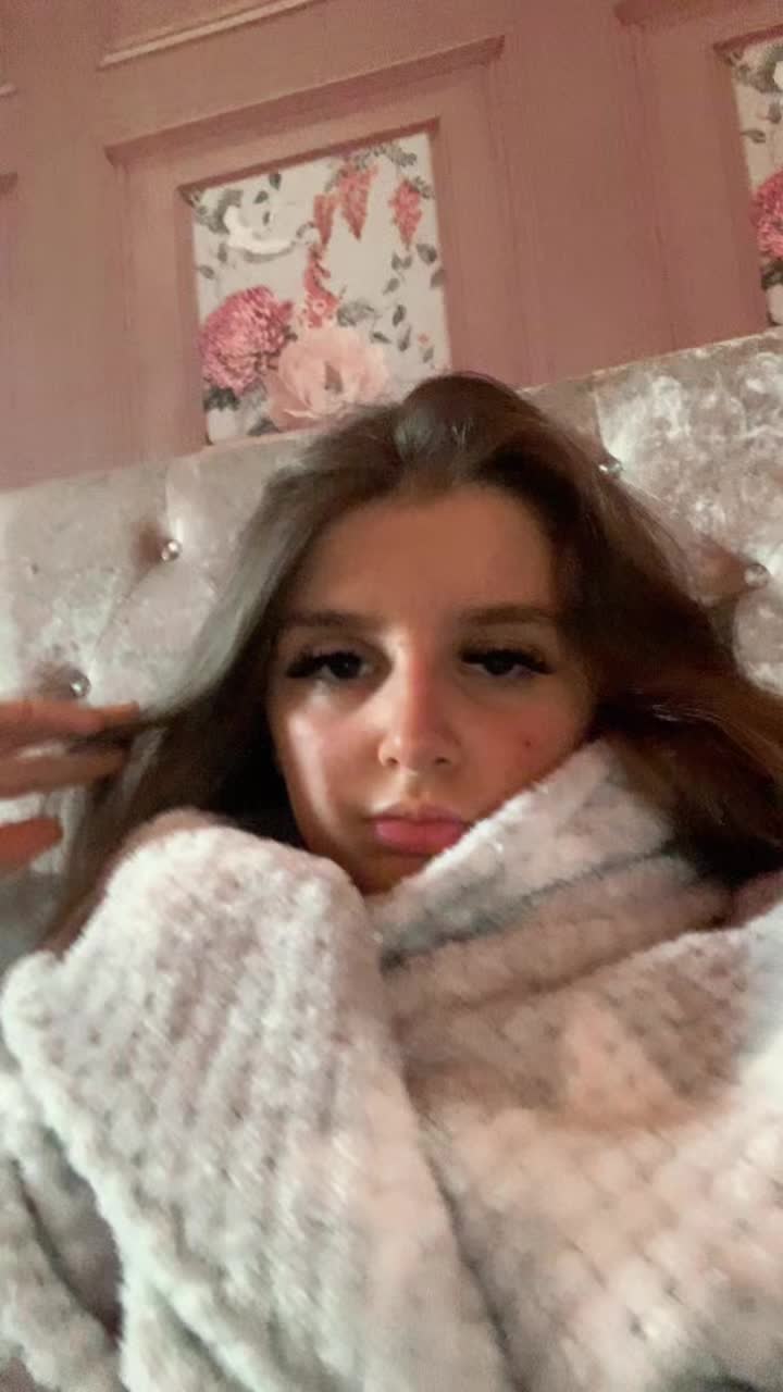 @๐ธ๐ผkallie-grace clarke๐ธ๐ผ
