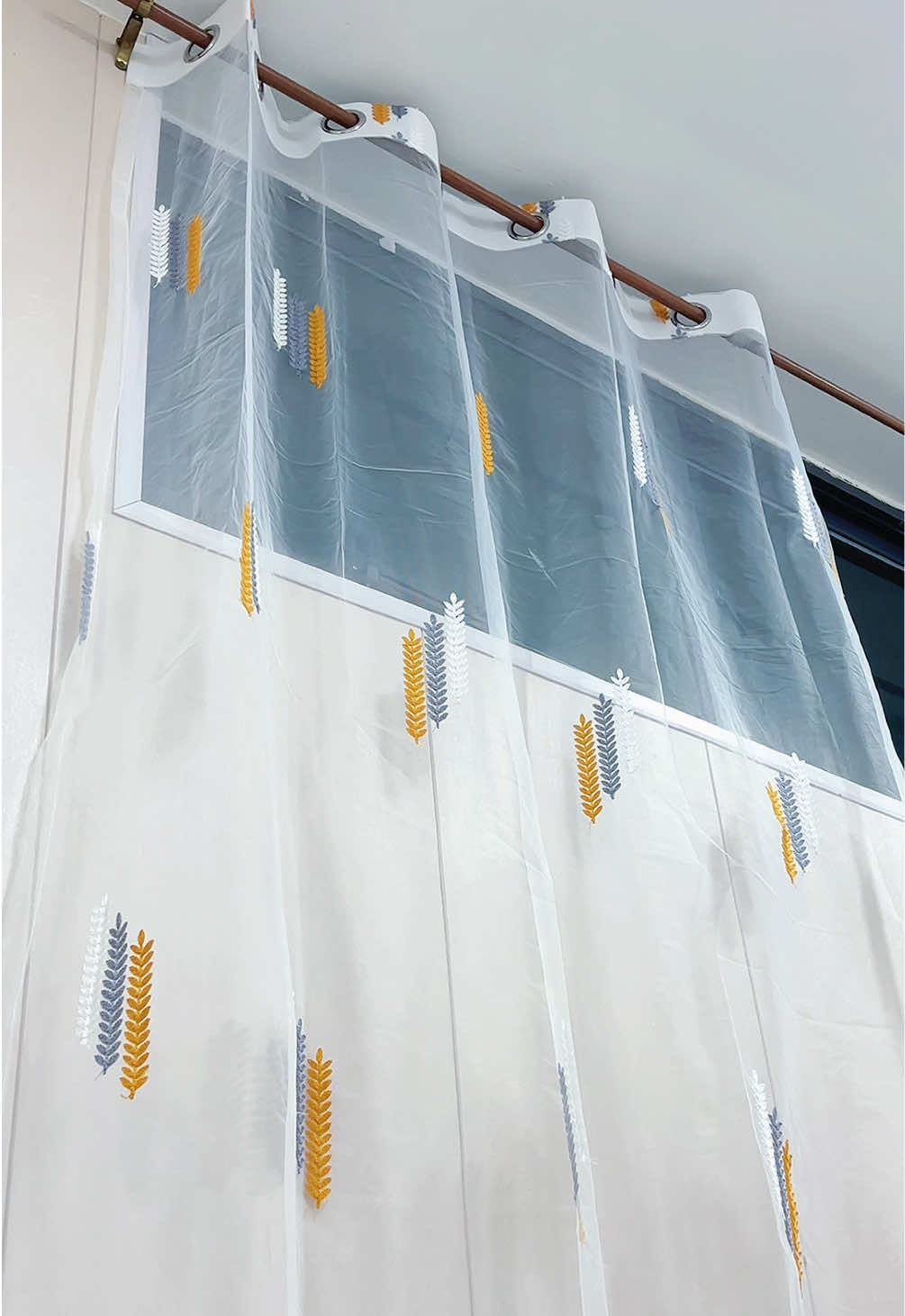 @k.curtain