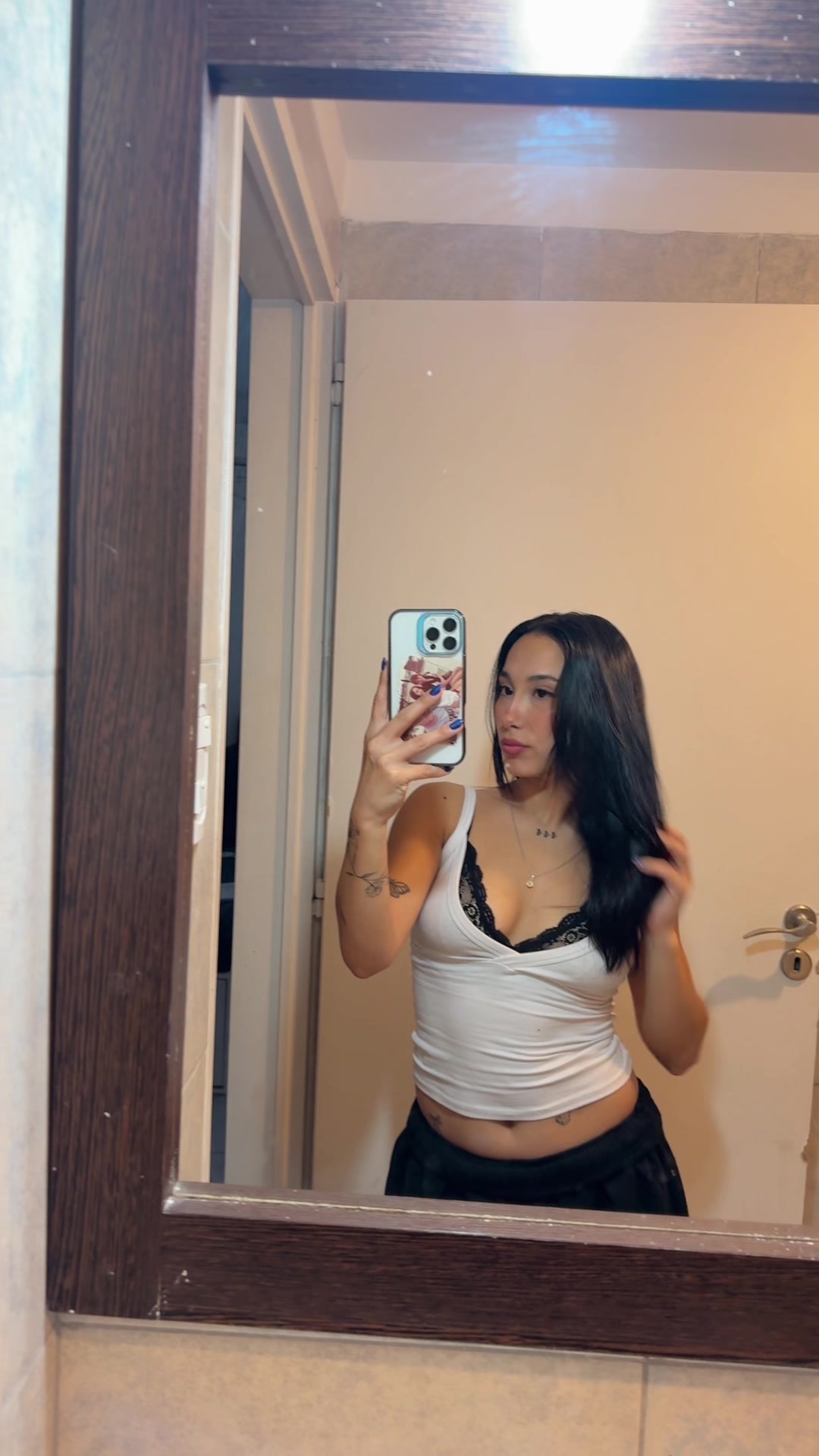 @nicolegaunaa