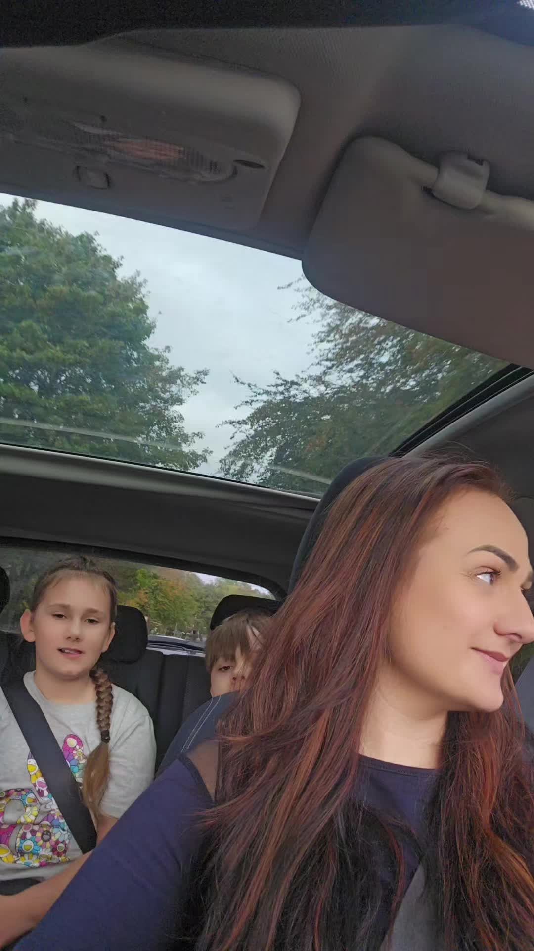 @Bosė😅