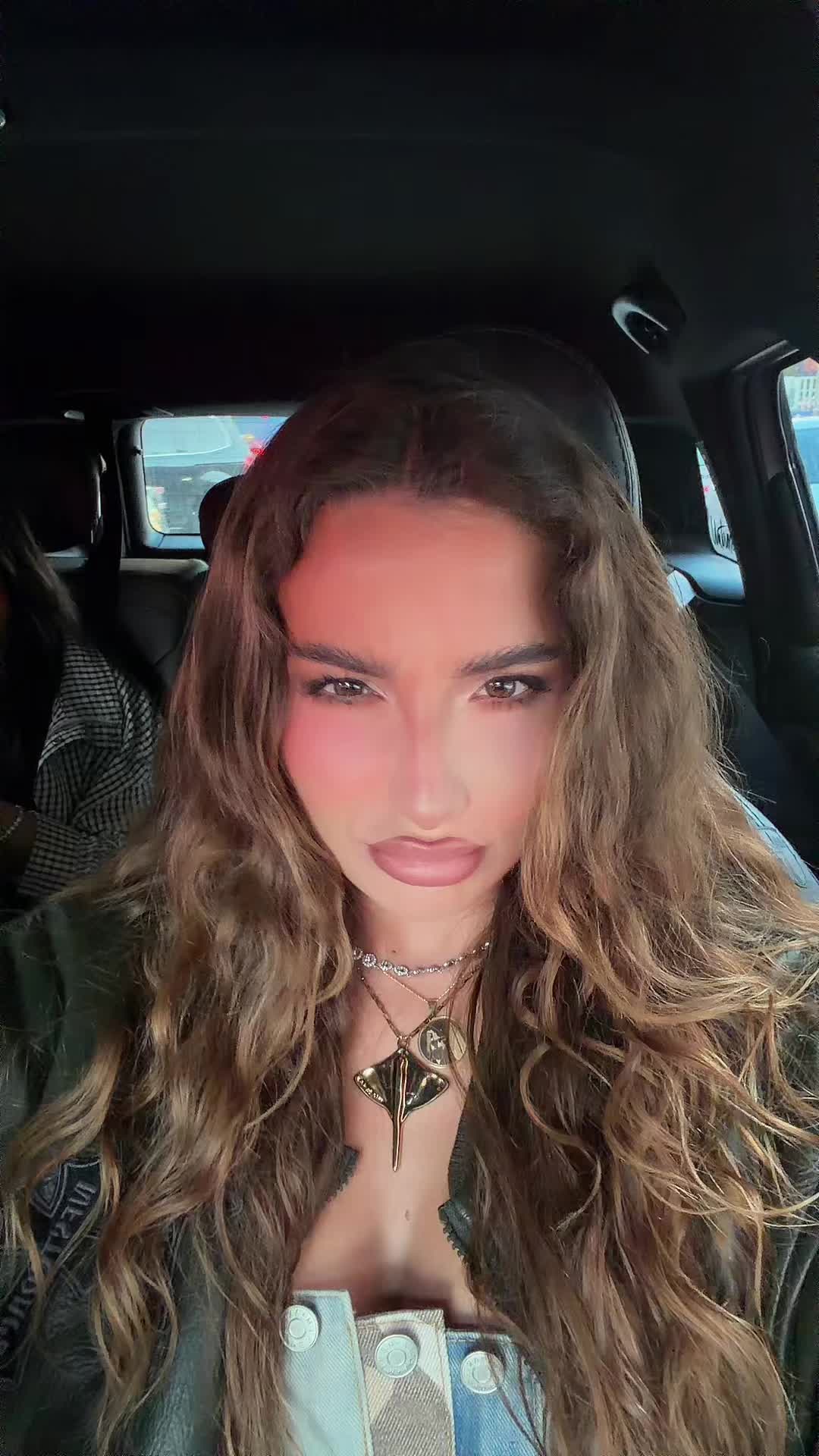 @sofiasurfers🦋✨