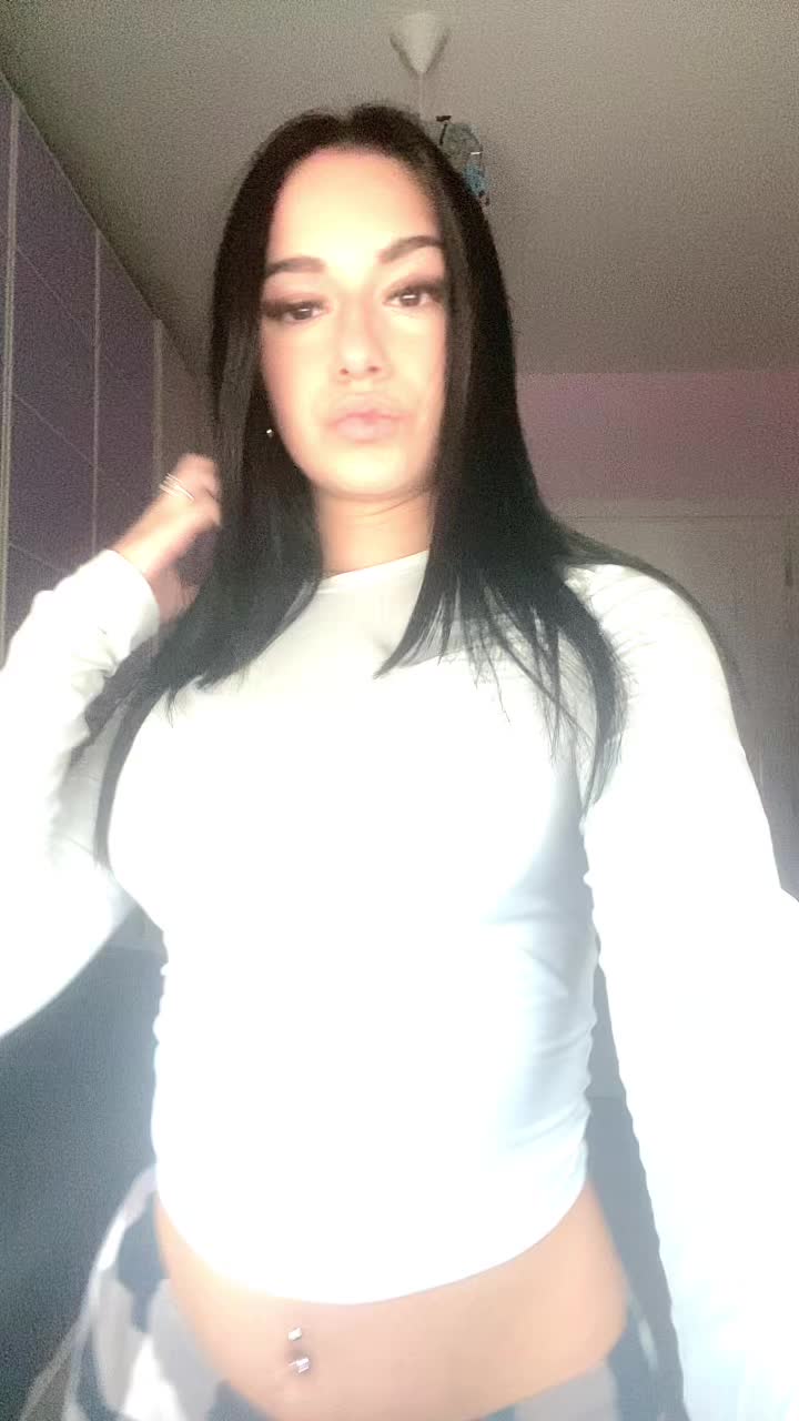 @𝑀𝒶𝓇𝓉𝒾𝓃𝒶