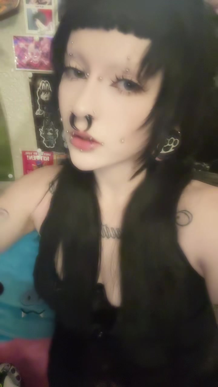@audreysaysmeow